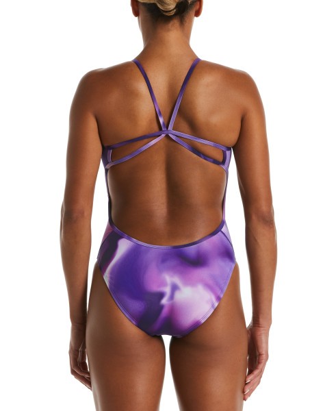 Nike Amp Axis Cut-Out