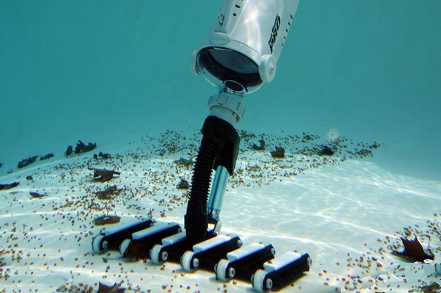 WatertechPro 1500 Li Battery Operated Vacuum